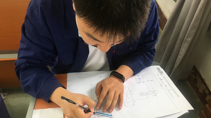 打破常規(guī)，迎來新變革